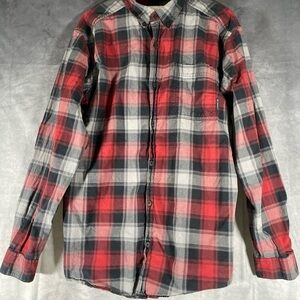 Columbia Red / Black Plaid Long Sleeve Button Up Shirt Men's Size Large‎